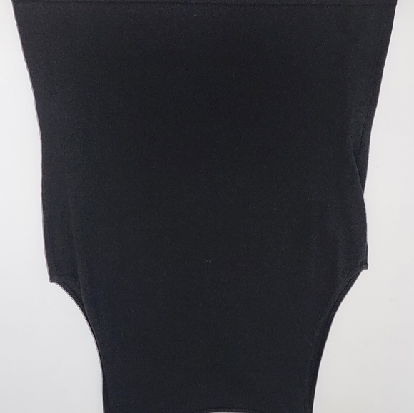 BLACK SLEEVELESS BEADED NECKLINE TOP SIZE M - Picture 12 of 12